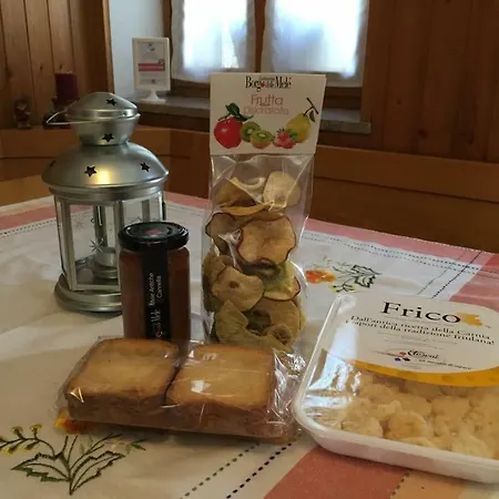 Casa Dal Traghettatore بيت للعطل *
